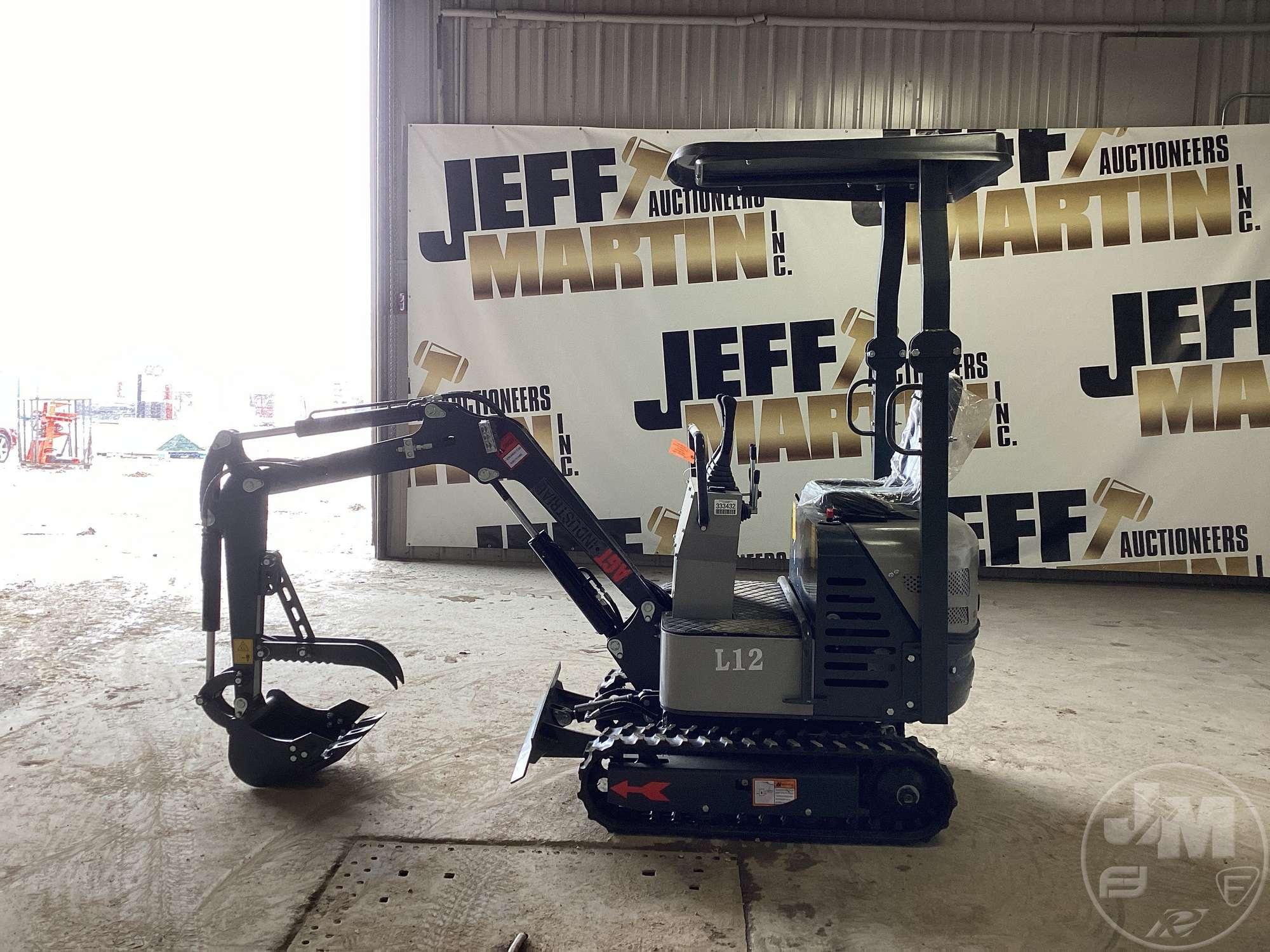 UNUSED, 2023 AGROTK L12 MINI EXCAVATOR SN: L1223011802A