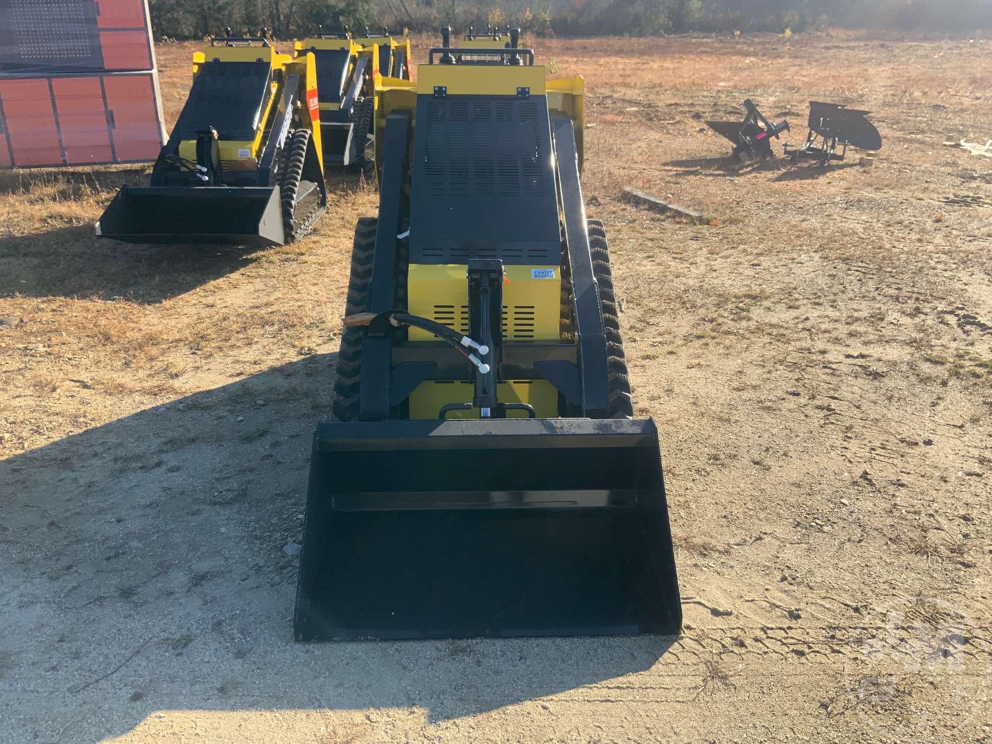 2023 DIGGIT MODEL SCL 850 MULTI TERRAIN LOADER SN: SCL85056230201