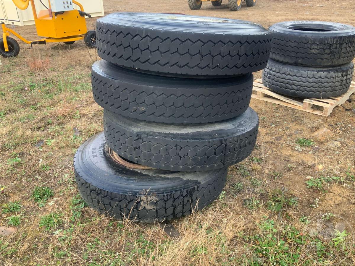 QTY OF (4) 11R22 TIRES W/ WHEELS
