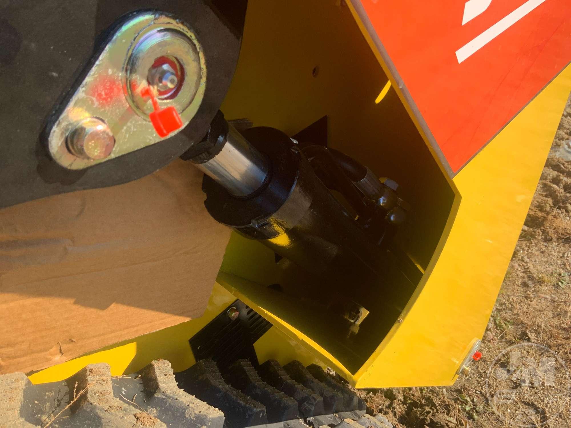 2023 DIGGIT MODEL SCL 850 MULTI TERRAIN LOADER SN: SCL85056230201