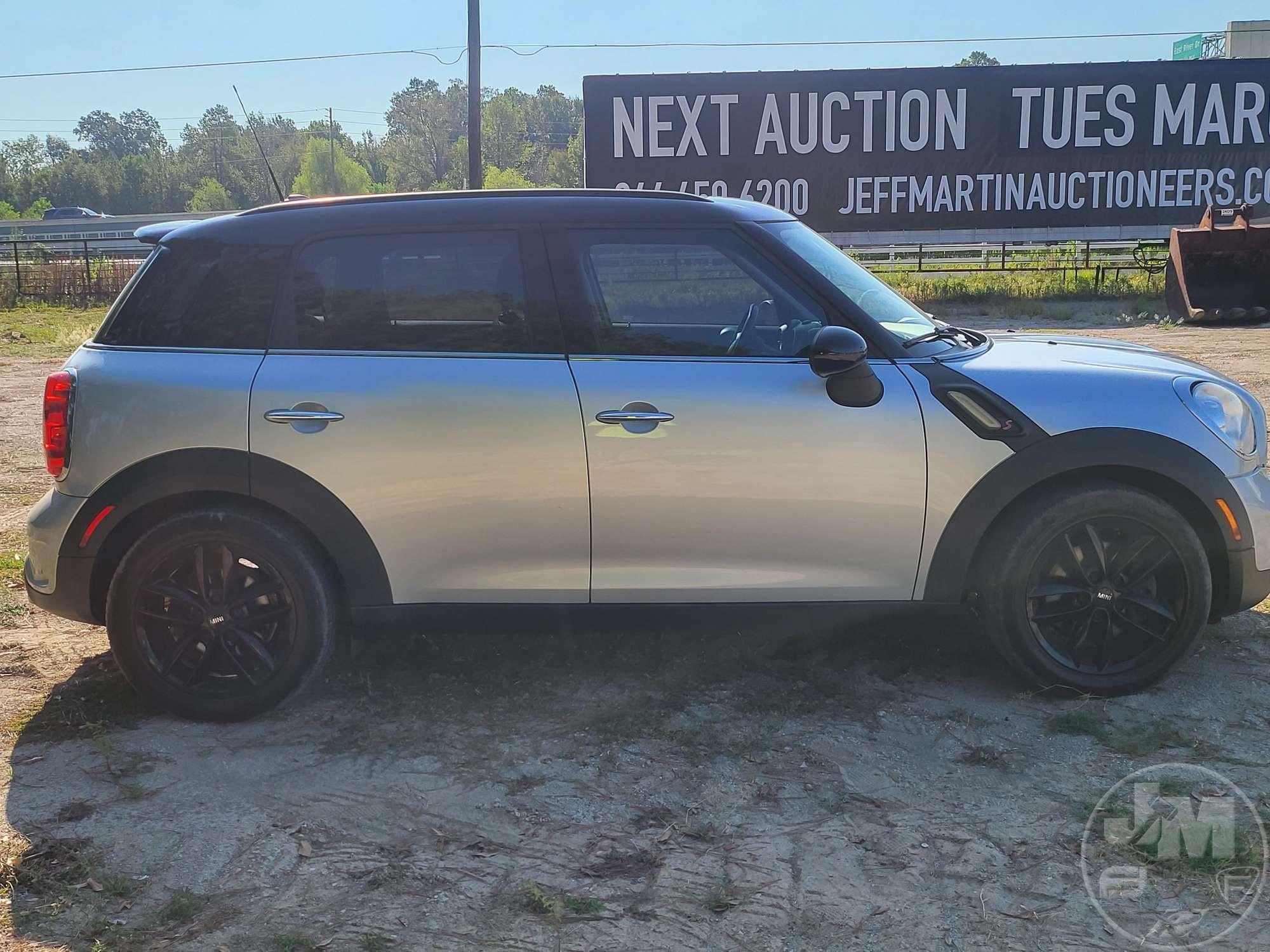 2012 MINI COOPER S AUTOMOBILE VIN: WMWZC3C53CWM26884