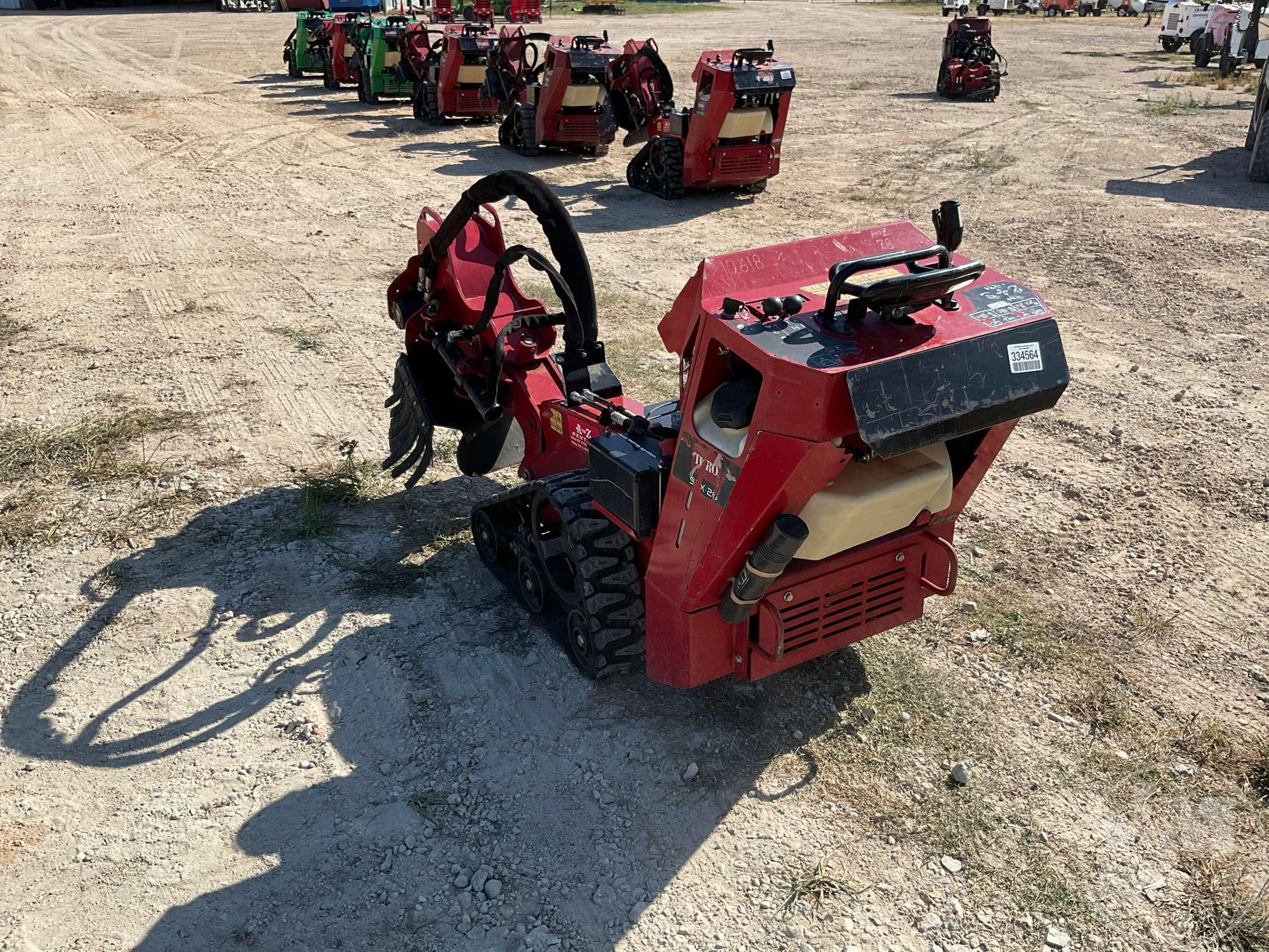 2019 TORO  STX-26 SN: 409157472 STUMP GRINDER