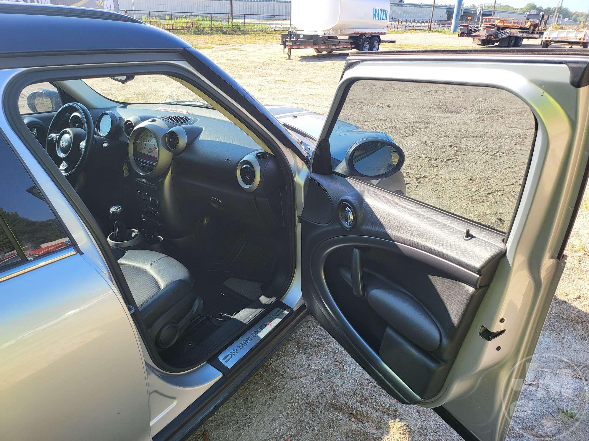 2012 MINI COOPER S AUTOMOBILE VIN: WMWZC3C53CWM26884