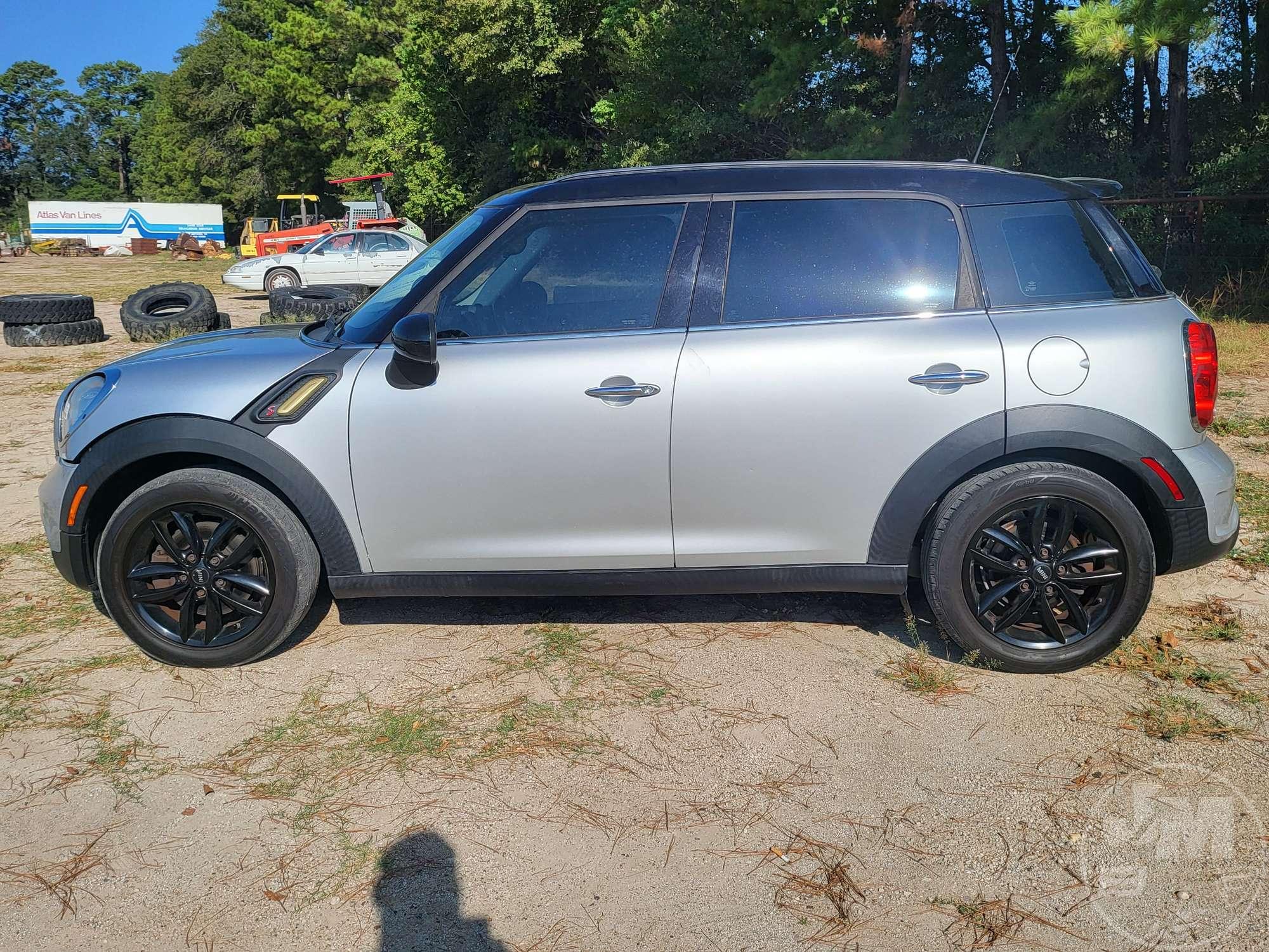 2012 MINI COOPER S AUTOMOBILE VIN: WMWZC3C53CWM26884