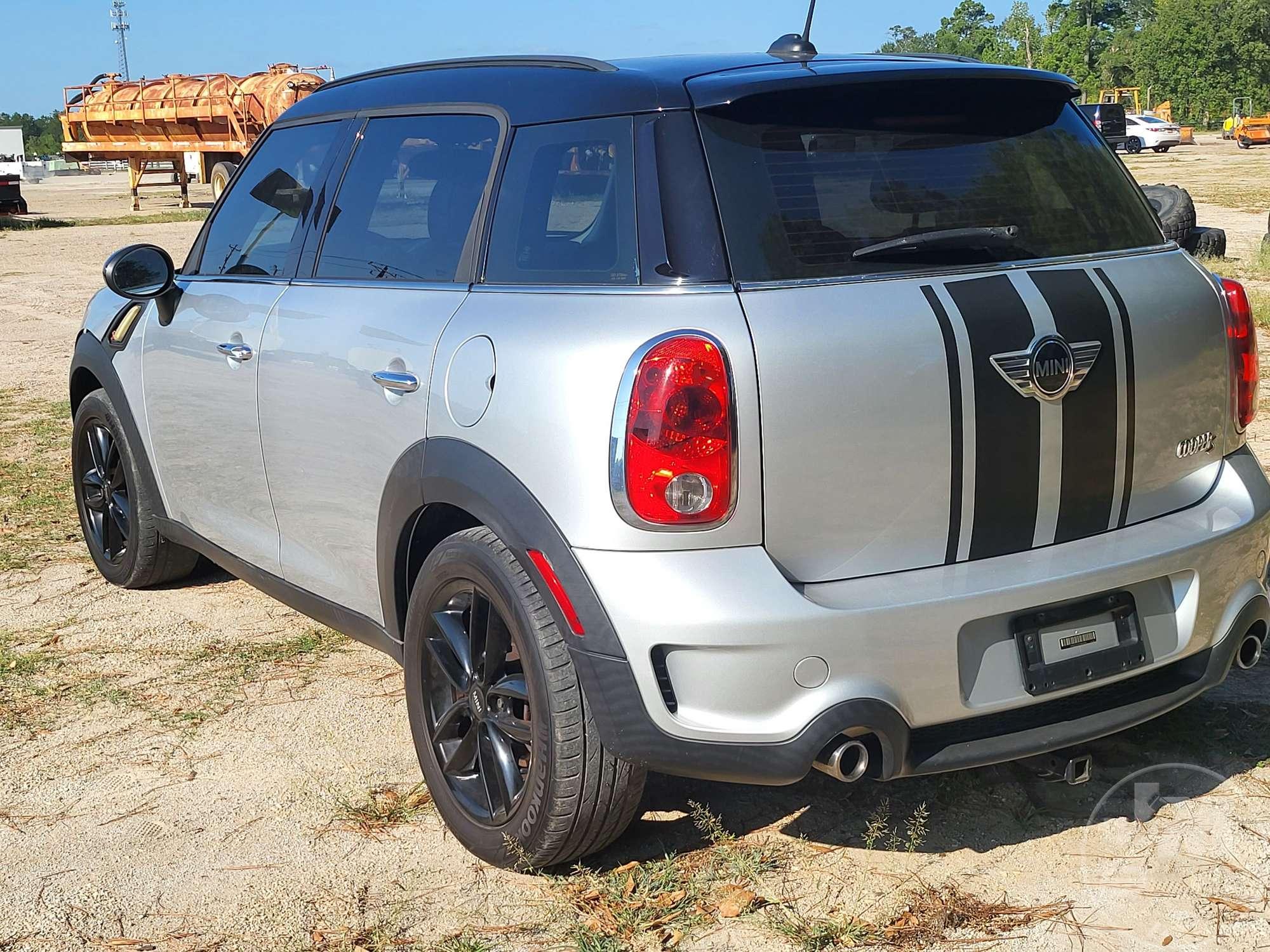 2012 MINI COOPER S AUTOMOBILE VIN: WMWZC3C53CWM26884