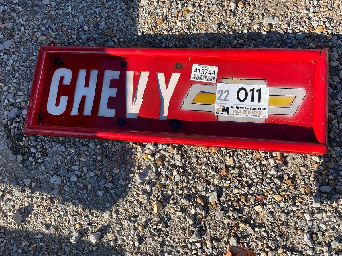 CHEVROLET METAL TAILGATE