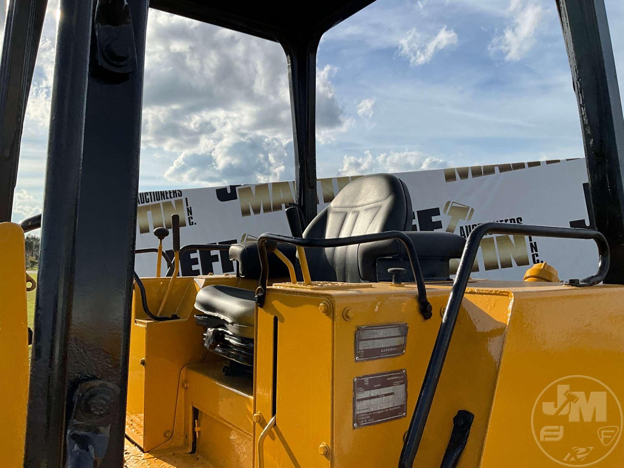 1987 CATERPILLAR D3B CRAWLER TRACTOR SN: 27Y04608