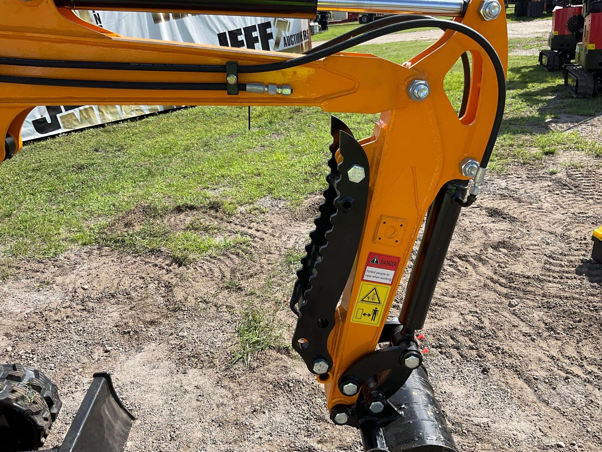2023 MIVA VA15 MINI EXCAVATOR SN: VA15609