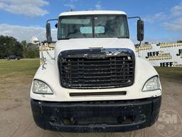 2007 FREIGHTLINER COLUMBIA TANDEM AXLE DAY CAB TRUCK TRACTOR VIN: 1FUJA6CK27LX66041