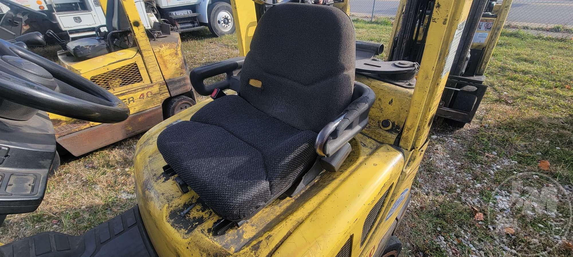 HYSTER S40FT CUSHION TIRE FORKLIFT SN: F187VO3420C