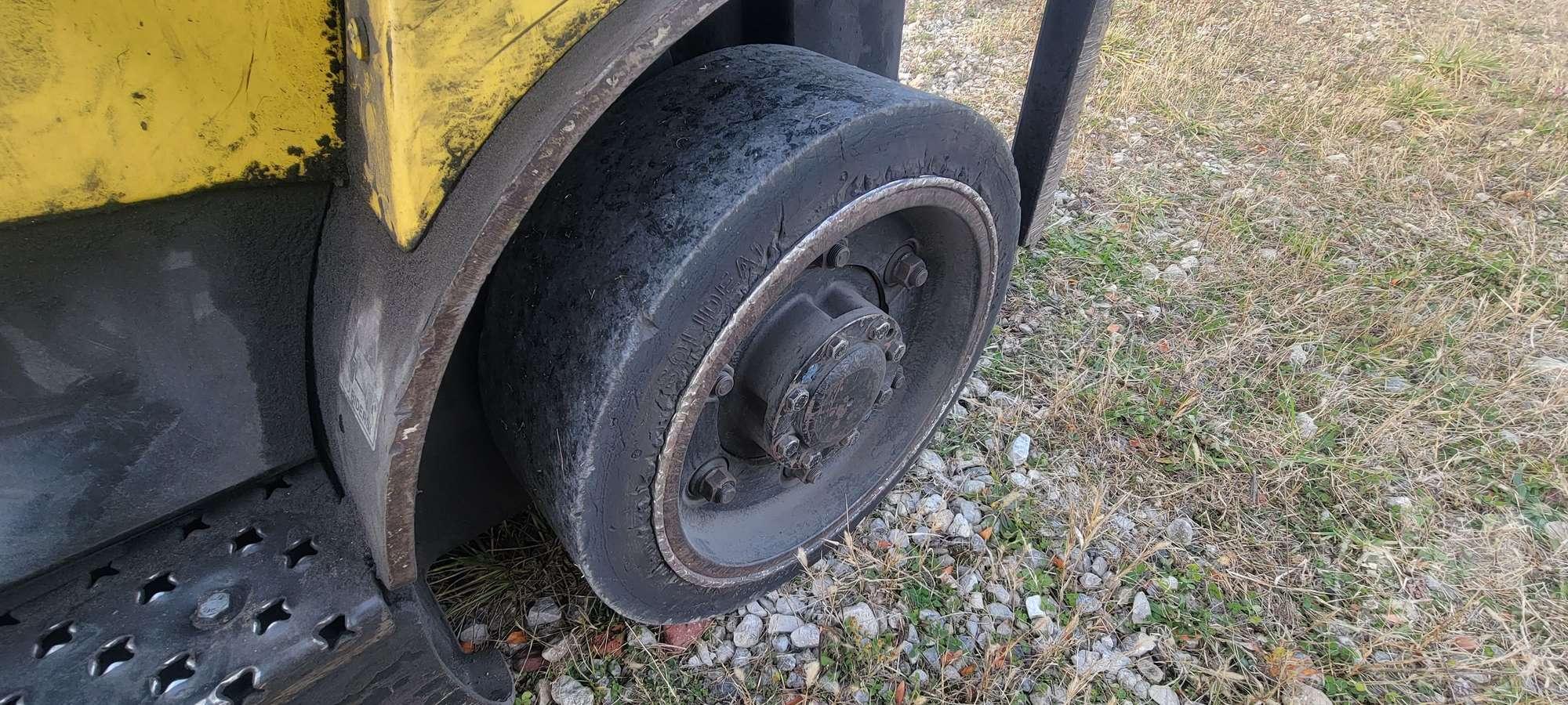 HYSTER S40FT CUSHION TIRE FORKLIFT SN: F187VO3420C