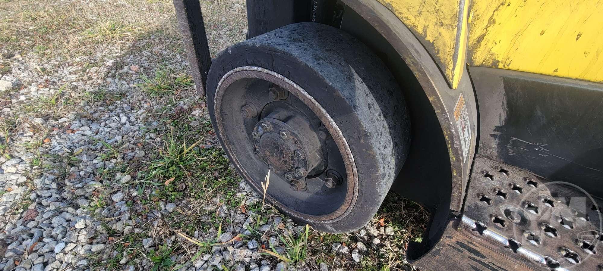 HYSTER S40FT CUSHION TIRE FORKLIFT SN: F187VO3420C