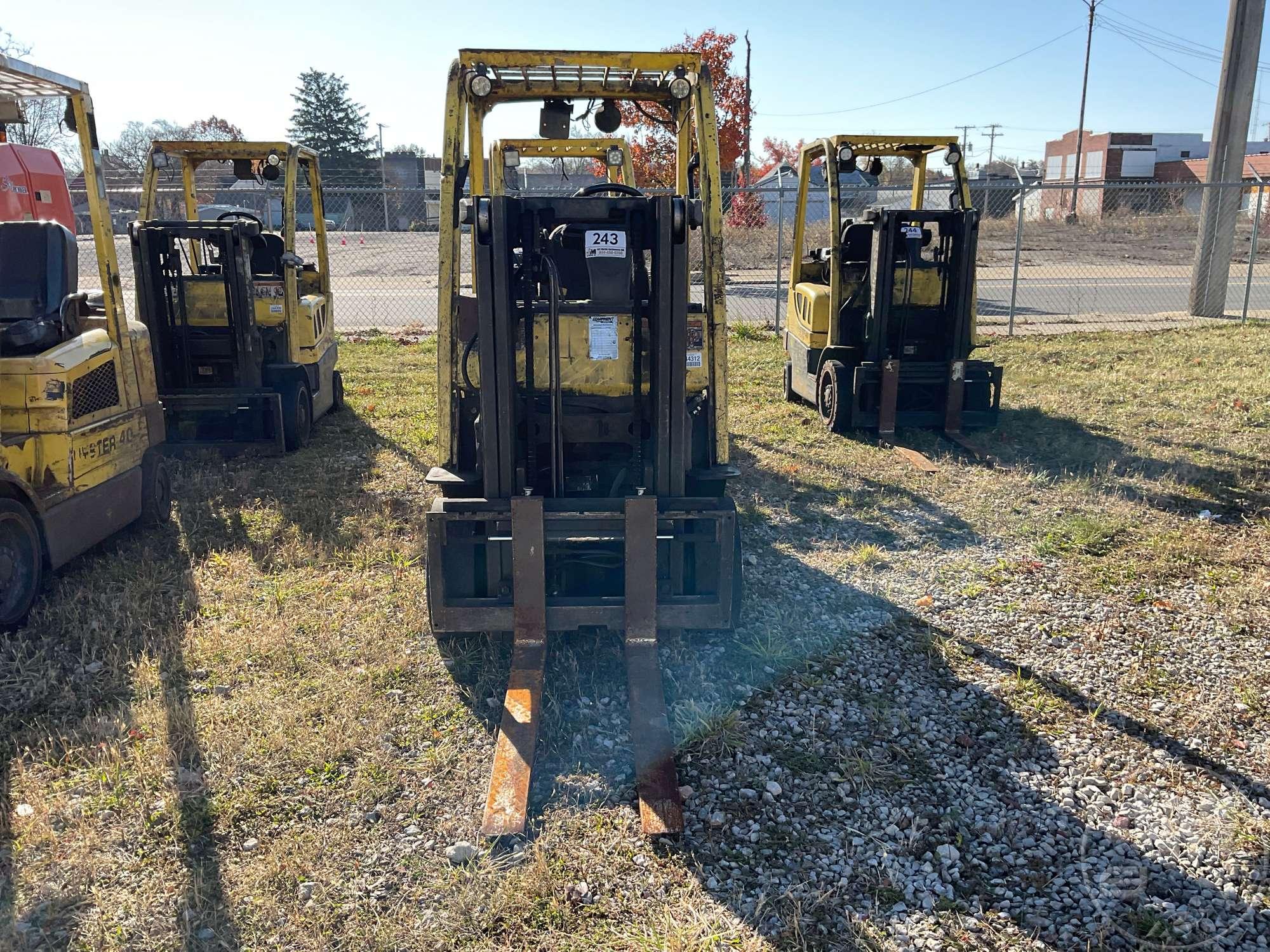 HYSTER S40FT CUSHION TIRE FORKLIFT SN: F187VO3420C