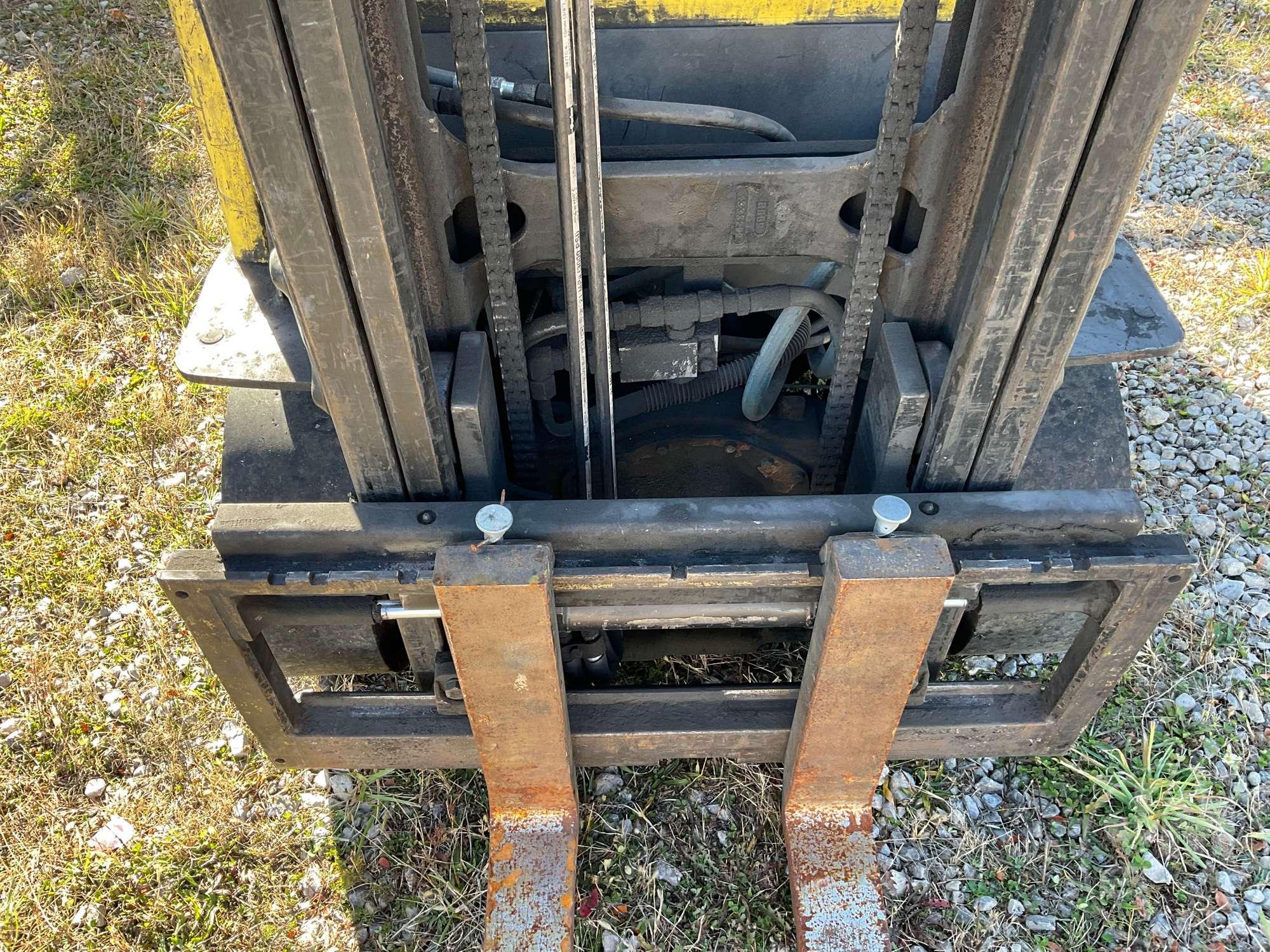 HYSTER S40FT CUSHION TIRE FORKLIFT SN: F187VO3420C