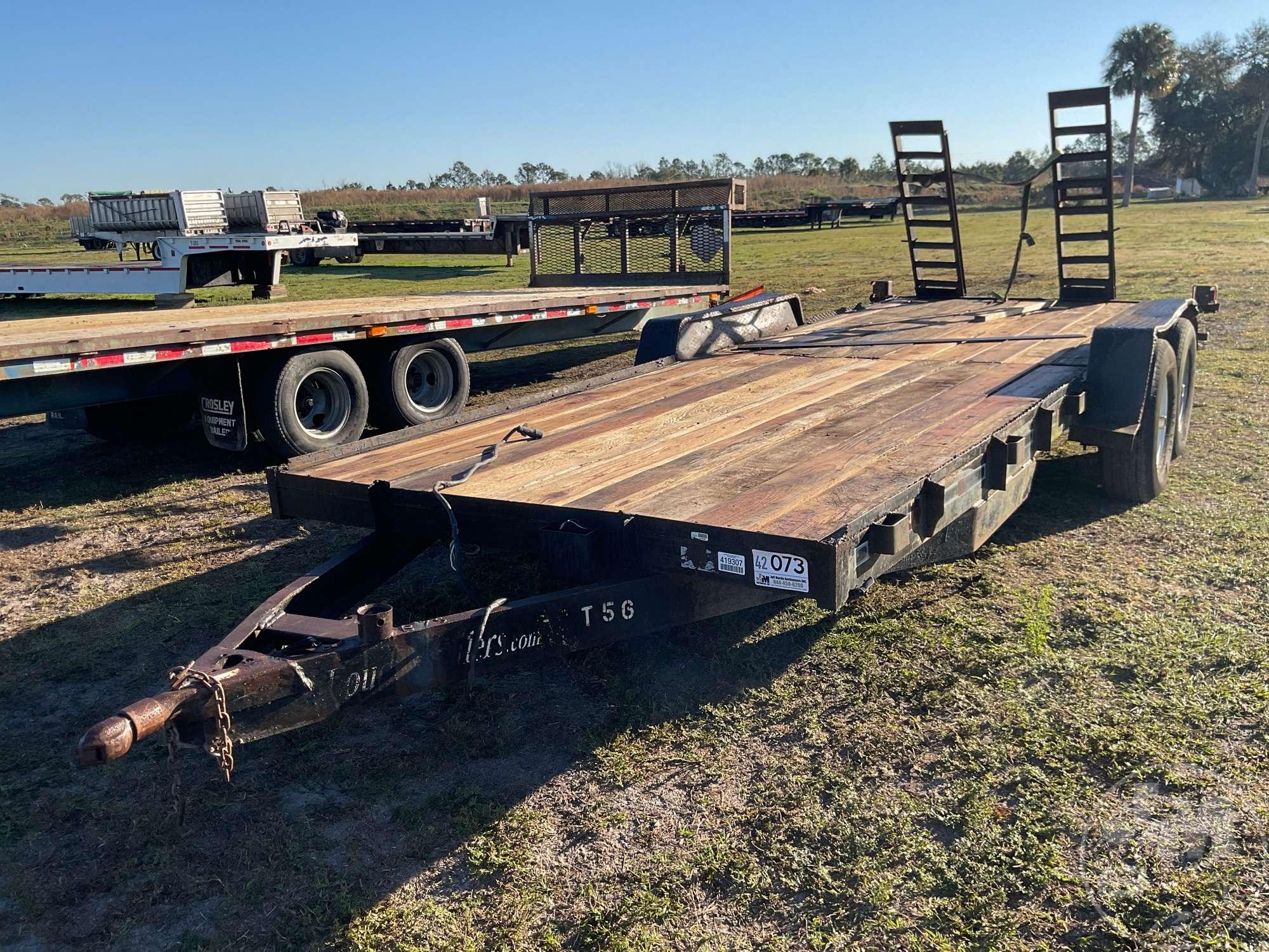 UTILITY TRAILER