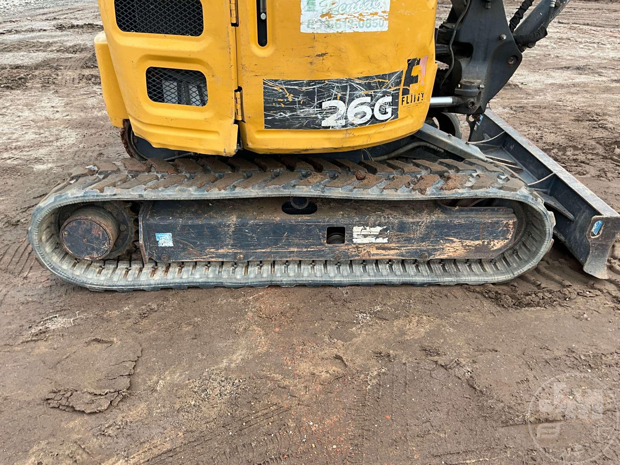 2019 DEERE 26G MINI EXCAVATOR SN: 1FF026GXEKK265239