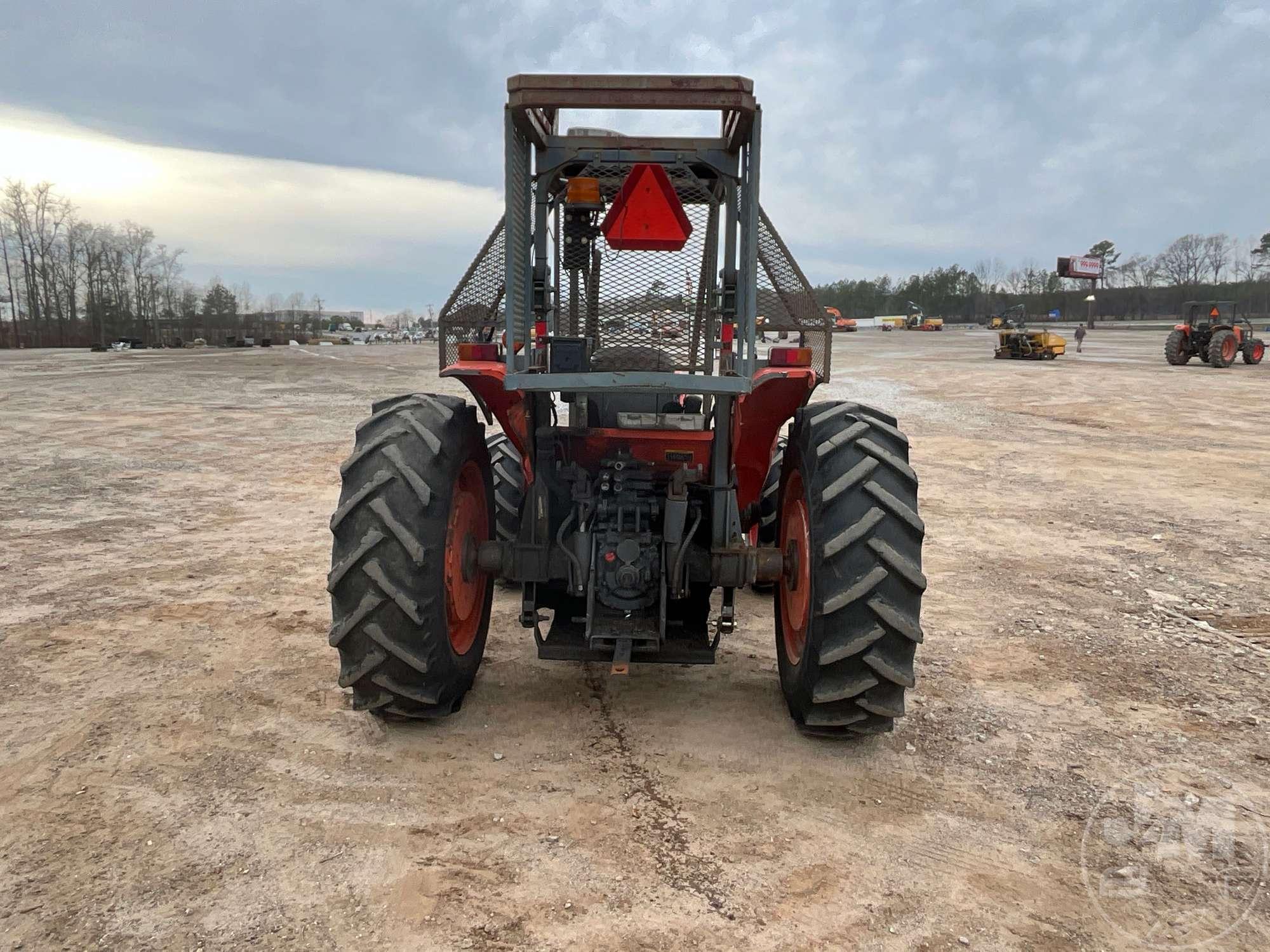 2013 KUBOTA M8560 4X4 TRACTOR SN: 52111