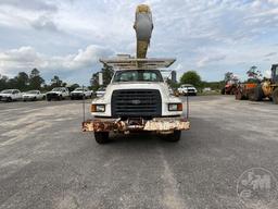 1998 FORD F-800 S/A BUCKET TRUCK ALTEC A0442 VIN: 1FDXF80C7WVA25376