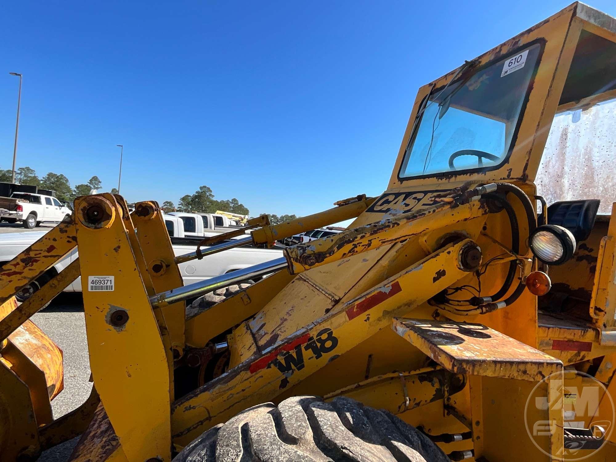 CASE W 18 WHEEL LOADER