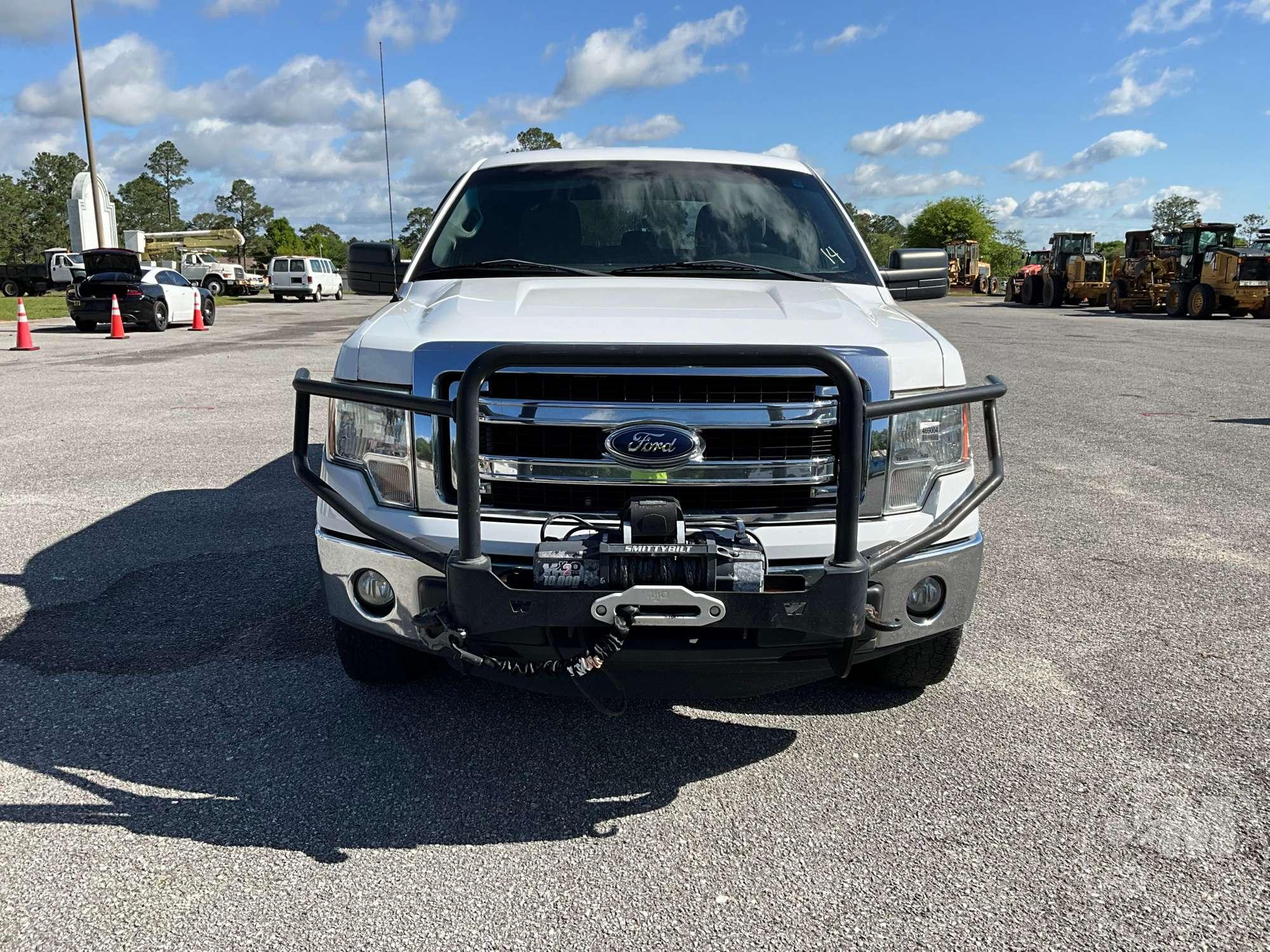 2014 FORD F-150 XLT CREW CAB 4X4 PICKUP VIN: 1FTFW1EFXEKD62103