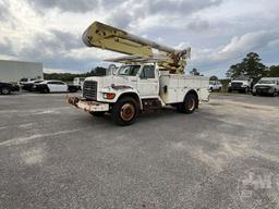 1998 FORD F-800 S/A BUCKET TRUCK ALTEC A0442 VIN: 1FDXF80C7WVA25376