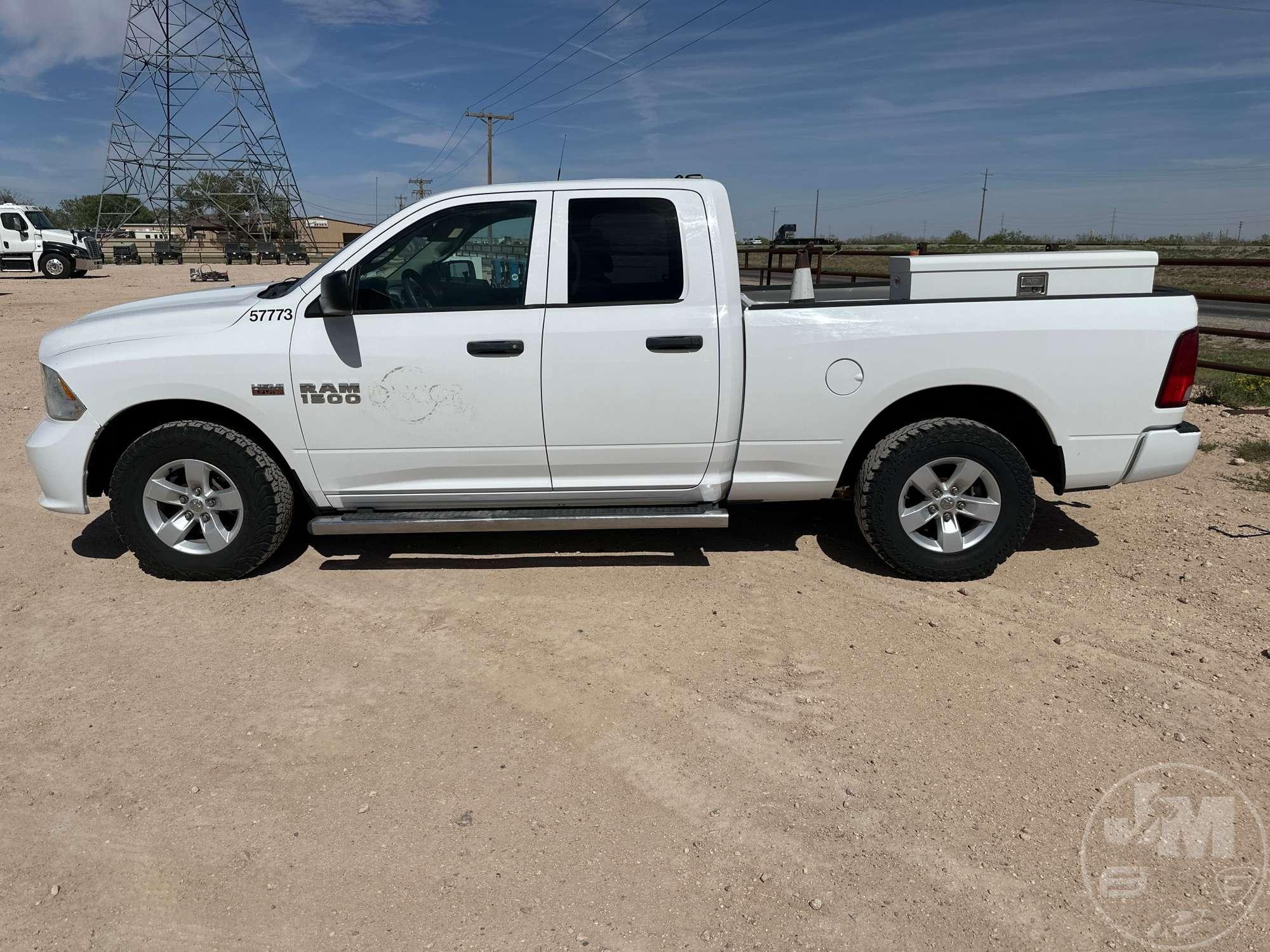 2013 RAM 1500 VIN: 1C6RR7FT4DS714318 CREW CAB PICKUP