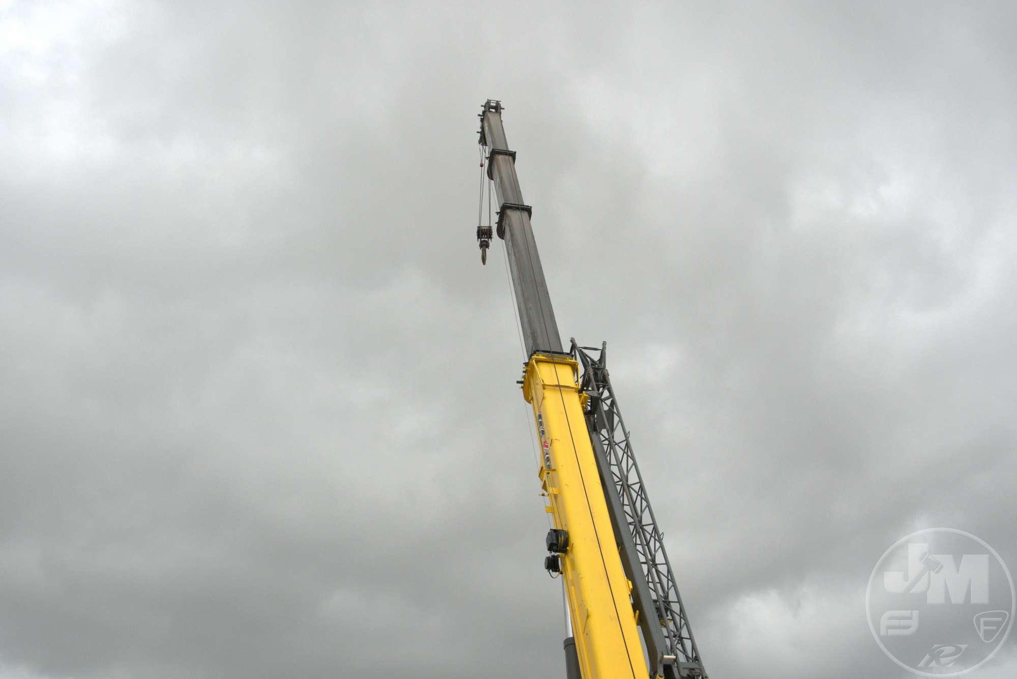 2007 GROVE RT 890E ROUGH TERRAIN CRANE SN: 227999