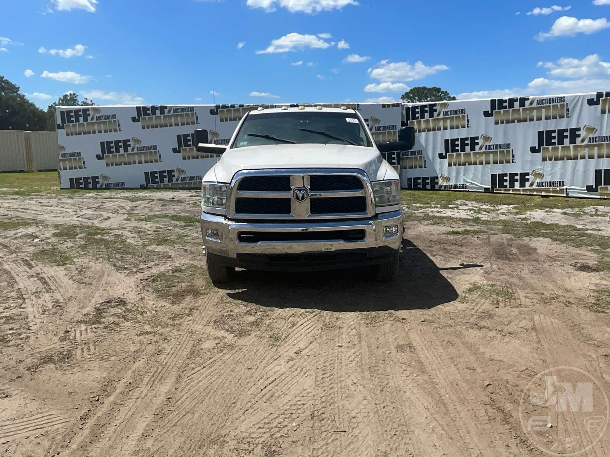 2014 RAM 3500 CREW CAB 4X4 PICKUP VIN: 3C63RRGL9EG170441