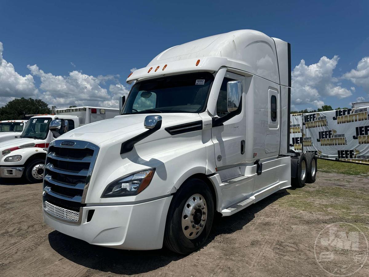 2021 FREIGHTLINER CASCADIA TANDEM AXLE TRUCK TRACTOR VIN: 3AKJHHDR9MSMA2729