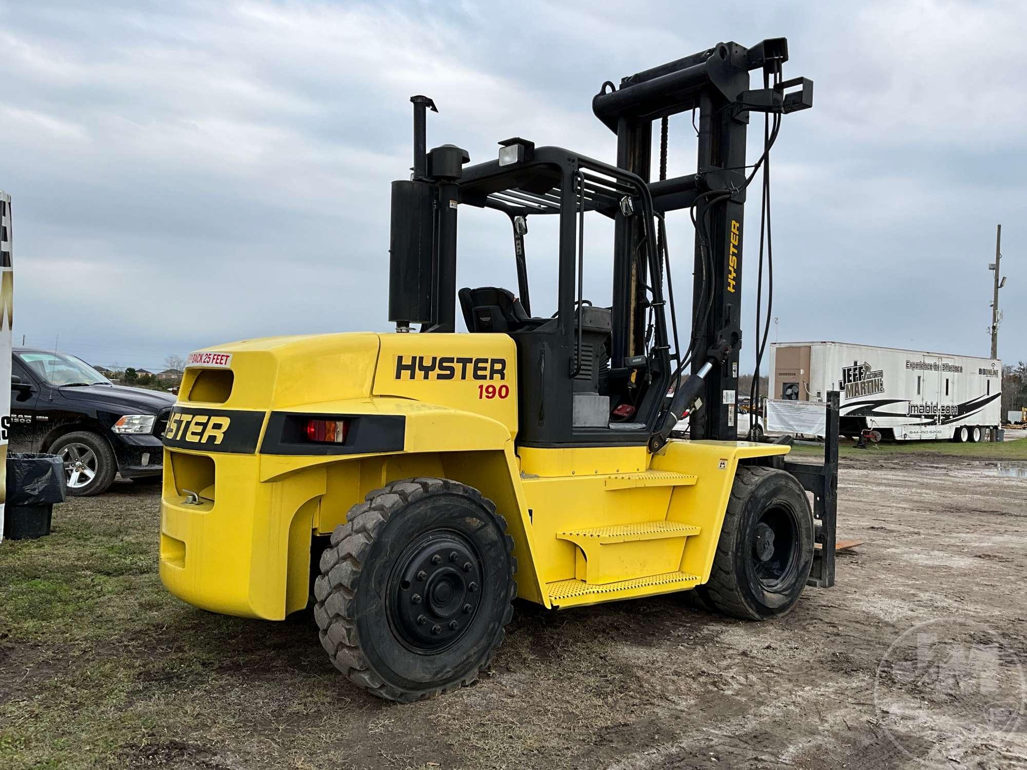 HYSTER 190 ROUGH TERRAIN FORKLIFT