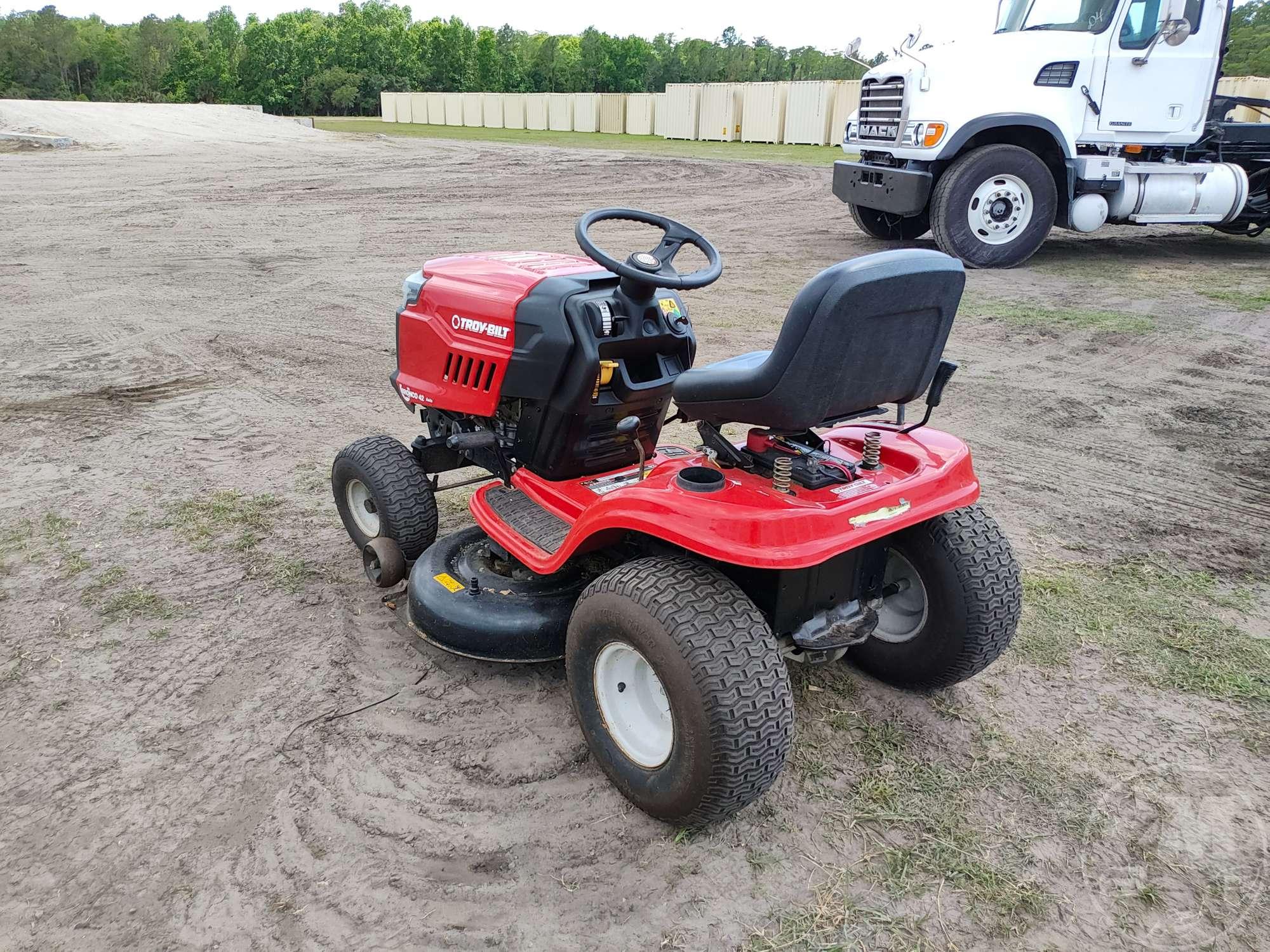 TROY-BILT BRONCO RIDING MOWER SN: 1A179B40035