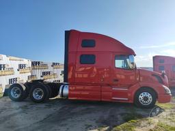 2017 VOLVO TRUCK VNL 780 TANDEM AXLE TRUCK TRACTOR VIN: 4V4NC9EHXHN976693