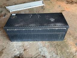 47”......X19”......X19”...... ALUMINUM TOOLBOX