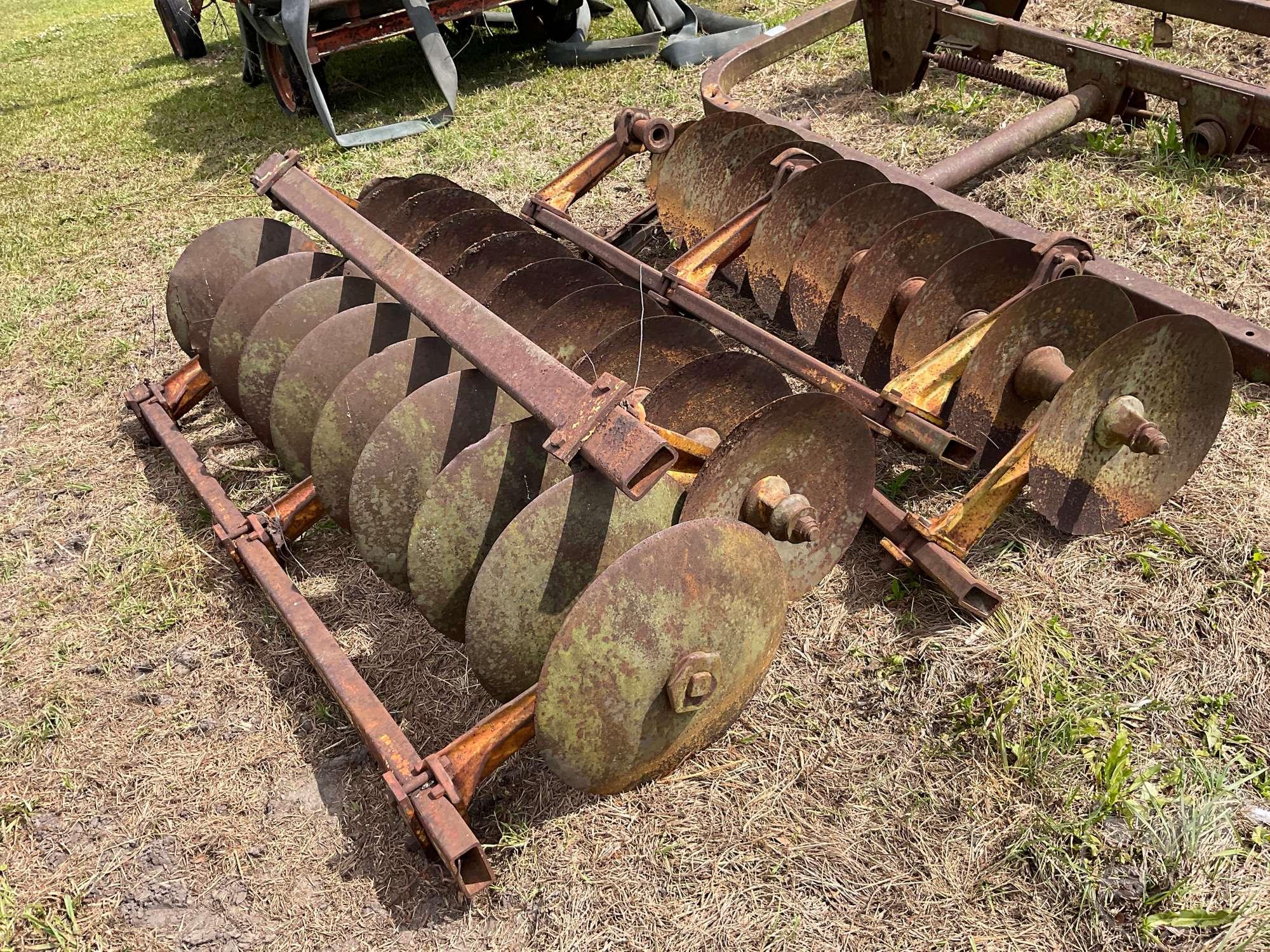 JOHN DEERE DISC HARROW