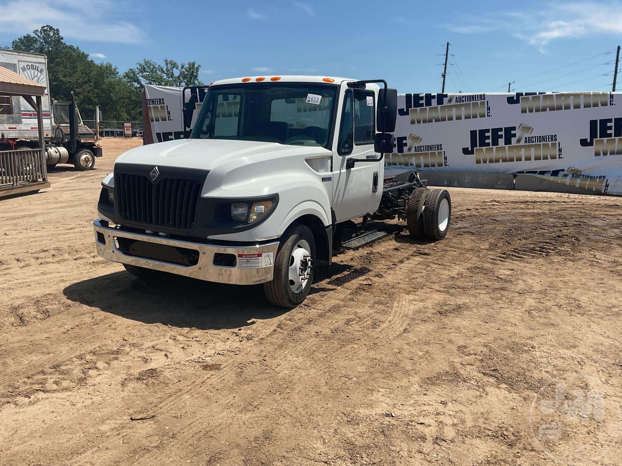 2013 INTERNATIONAL TERRASTAR SINGLE AXLE VIN: 1HTJSSKK0DH146286 CAB & CHASSIS