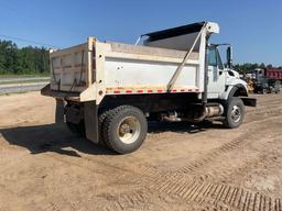 2011 INTERNATIONAL SA625 SINGLE AXLE DUMP TRUCK VIN: 1HTWCAAR8BJ364641