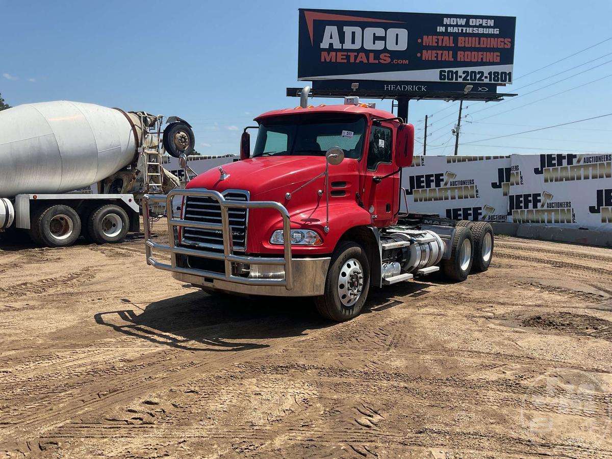 2016 MACK CXU 613 TANDEM AXLE DAY CAB TRUCK TRACTOR VIN: 1M1AW02Y7GM052850