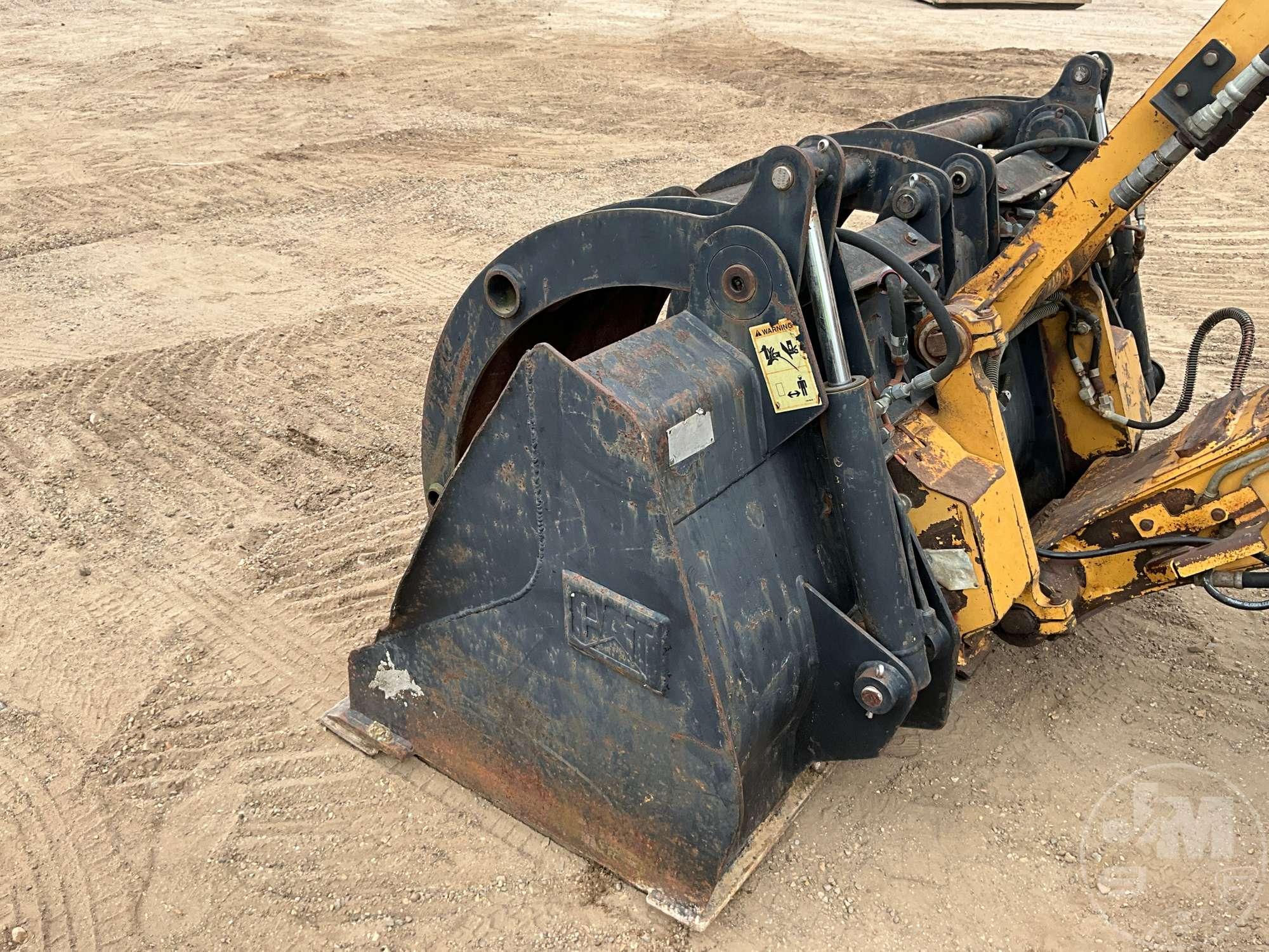 2004 CATERPILLAR 908 WHEEL LOADER SN: 00908P8BS01650