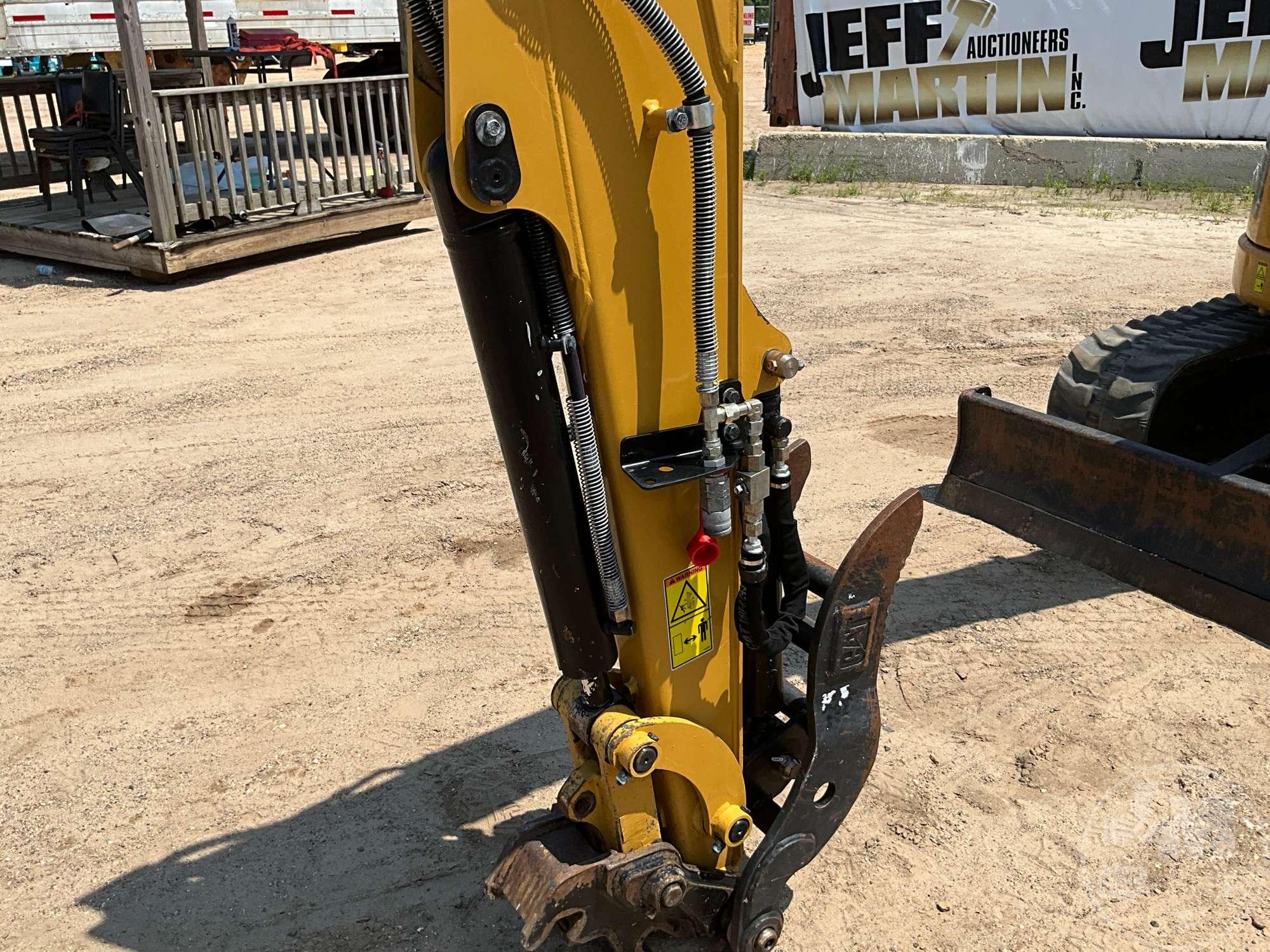 2019 CATERPILLAR 304E2CR MINI EXCAVATOR SN: ME406386