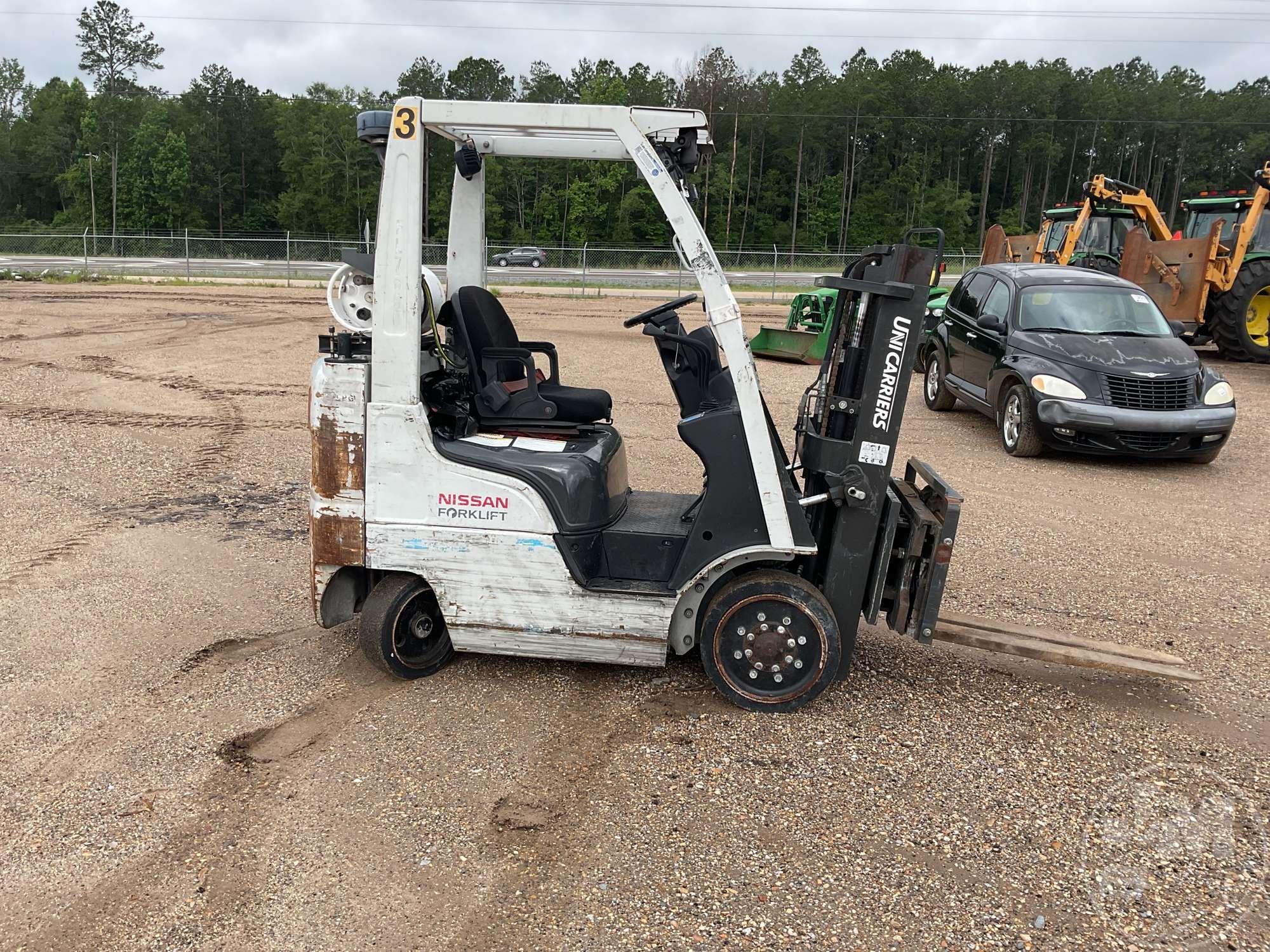 NISSAN 40 CUSHION TIRE FORKLIFT SN: MCP1F2A20LV