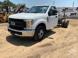 2017 FORD F-350 XL SINGLE AXLE VIN: 1FDRF3G67HEE28269 CAB & CHASSIS