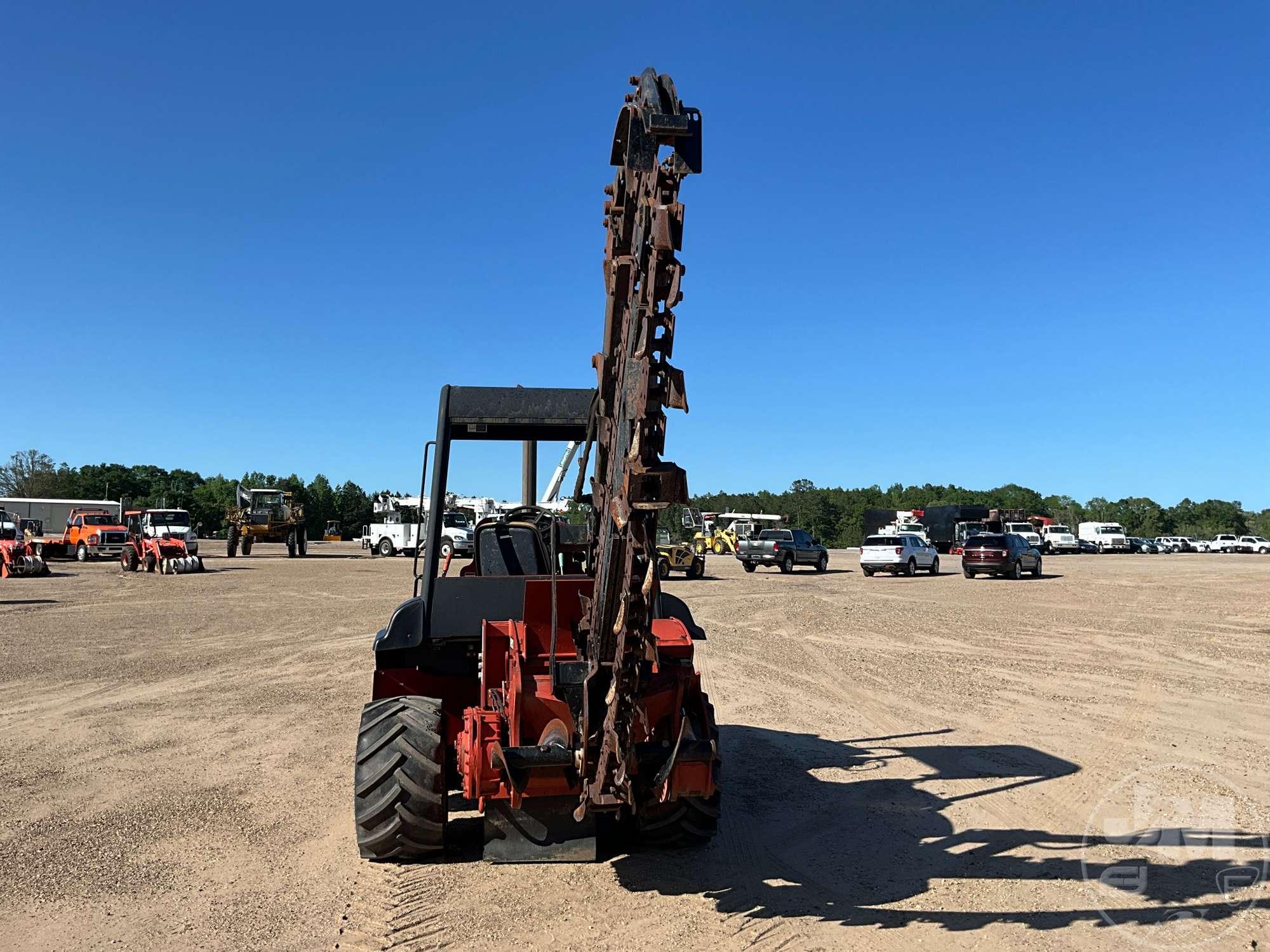 DITCH WITCH RT75 TRENCHER SN: CMWRT75ML70000080