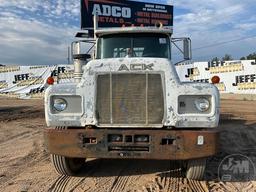 1984 MACK R TANDEM AXLE DAY CAB TRUCK TRACTOR VIN: 1M2N179Y5EA092806