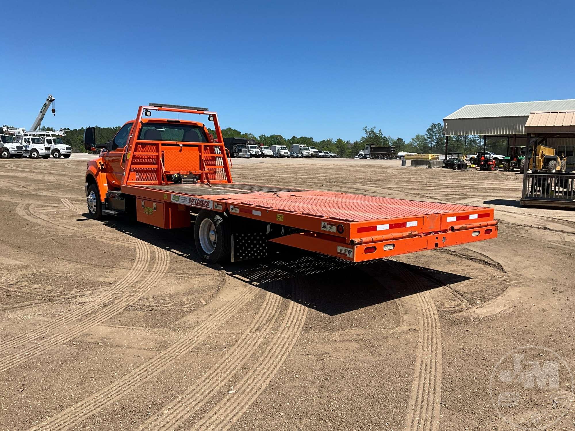 2019 FORD F-650 SUPER DUTY SINGLE AXLE ROLLBACK TRUCK VIN: 1FDNF6AY6KDF15006