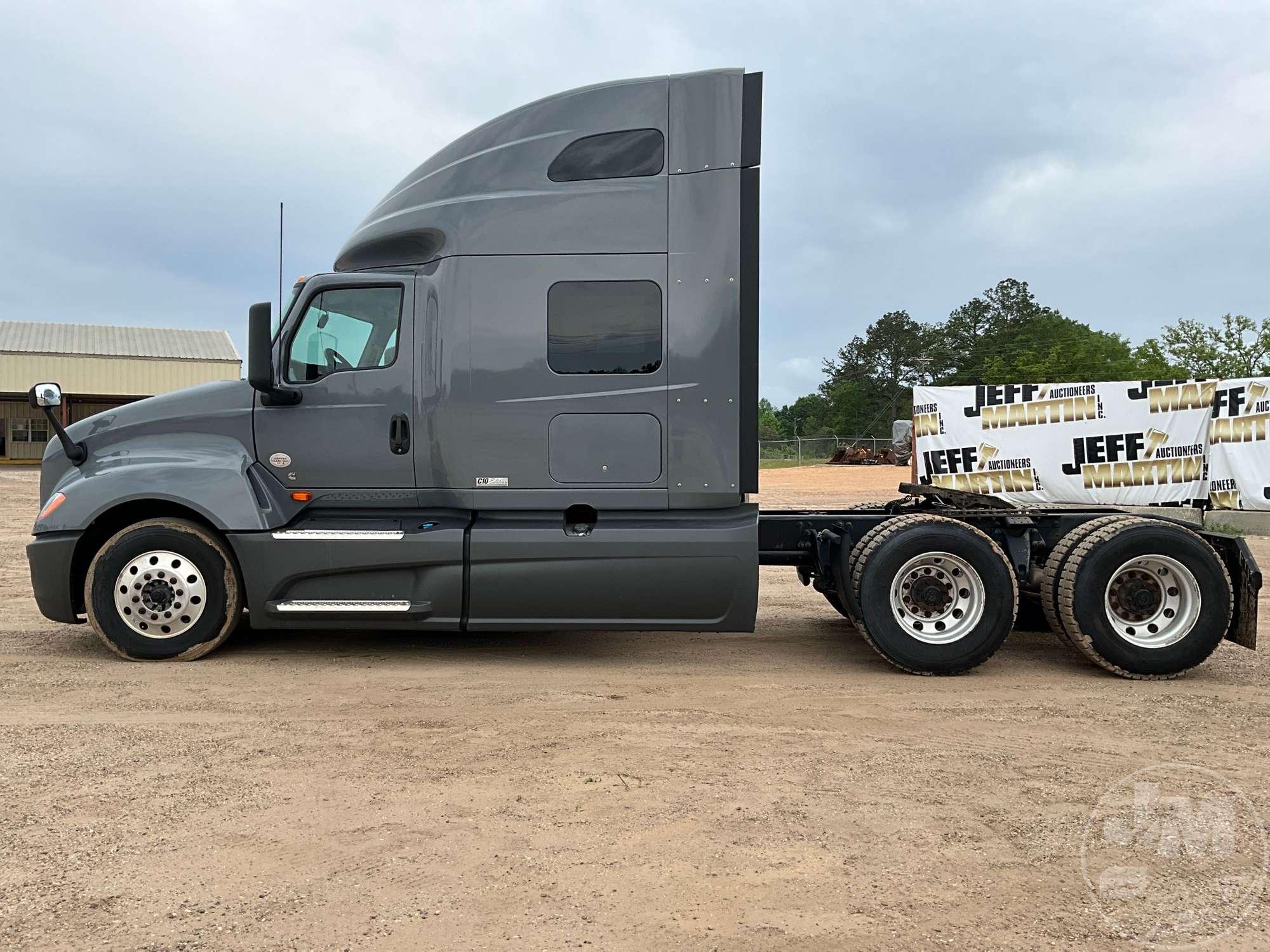 2019 INTERNATIONAL LT625 TANDEM AXLE TRUCK TRACTOR VIN: 3HSDZAPR2KN366156