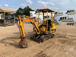 DEERE RE-750 MINI EXCAVATOR SN: CHOO15D001512