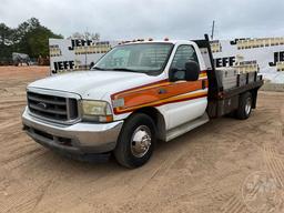 2002 FORD F-350XLT SD SINGLE AXLE REGULAR CAB FLATBED TRUCK VIN: 1FDWF36FX2EC66455