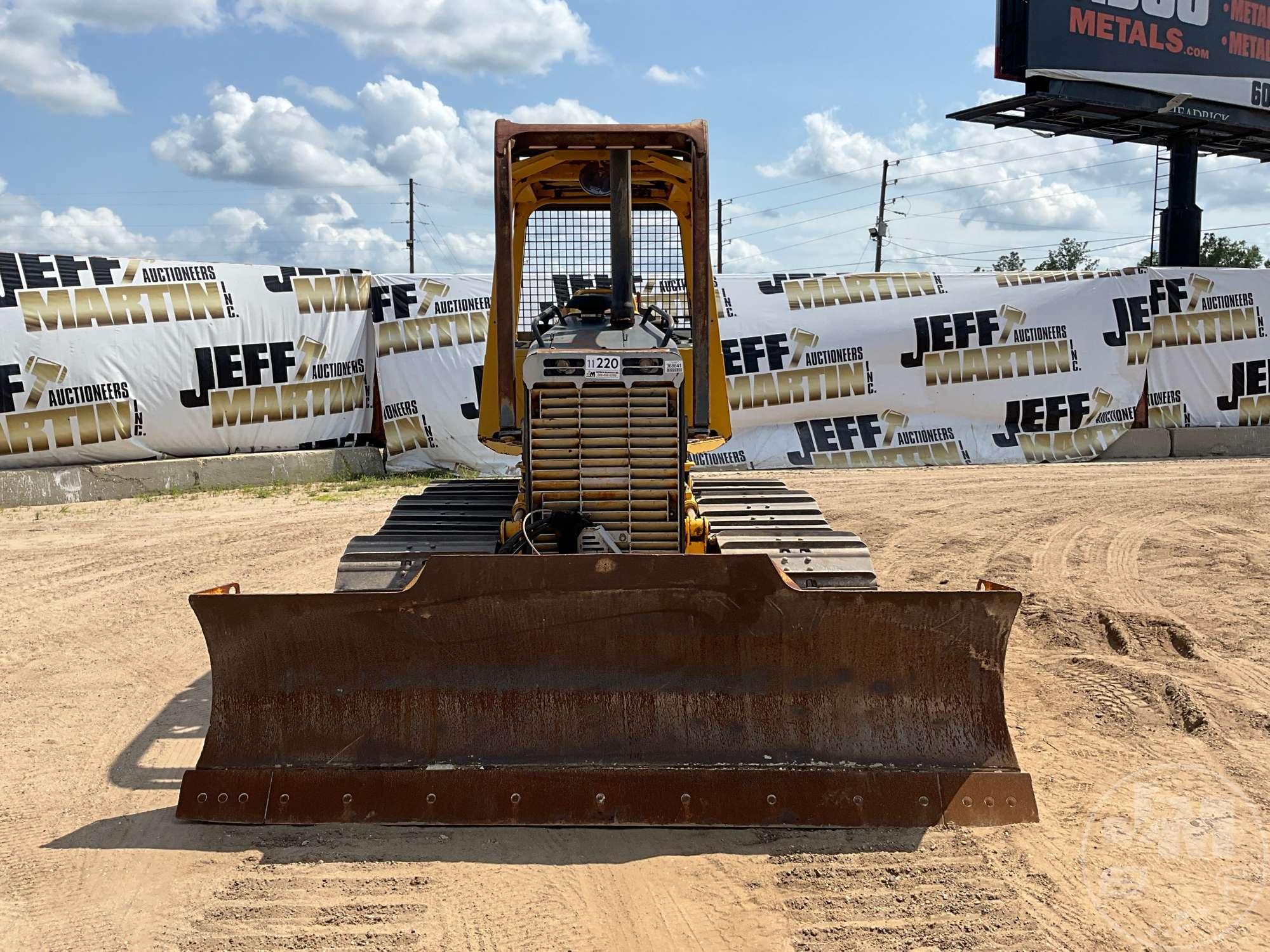 2004 JOHN DEERE 650H-LGP CRAWLER LOADER SN: 937489