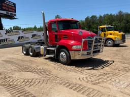 2018 MACK CXU613 TANDEM AXLE DAY CAB TRUCK TRACTOR VIN: 1M1AW02Y7JM086455