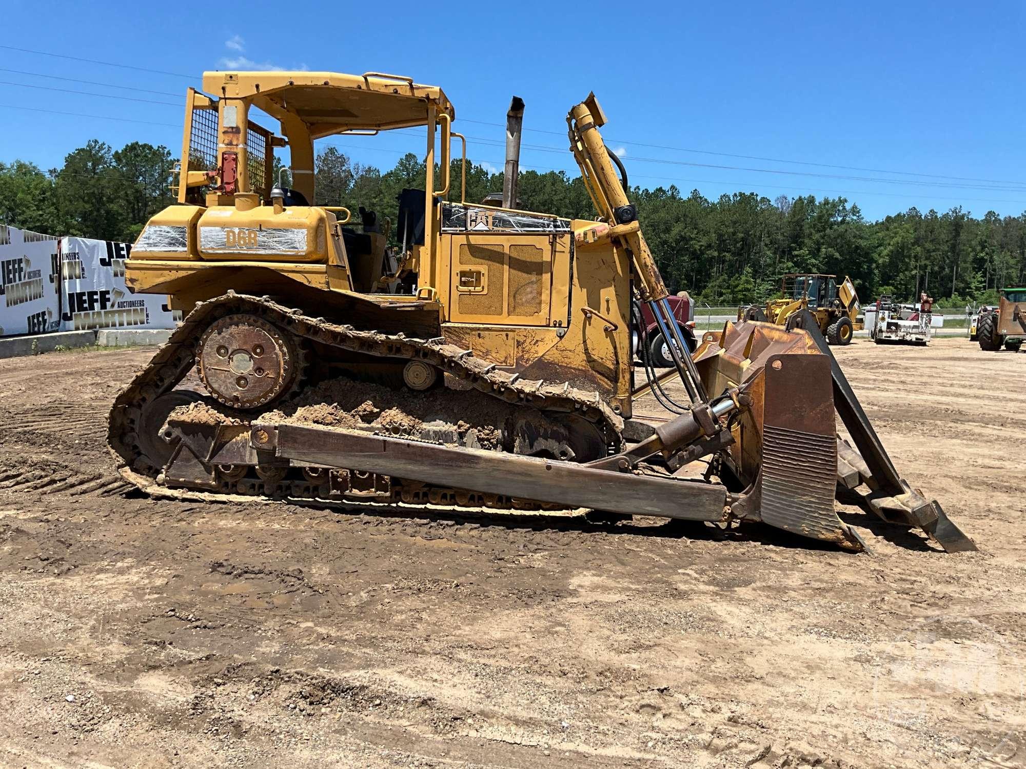 1999 CATERPILLAR D6R XL CRAWLER TRACTOR SN: SN:5LN02104